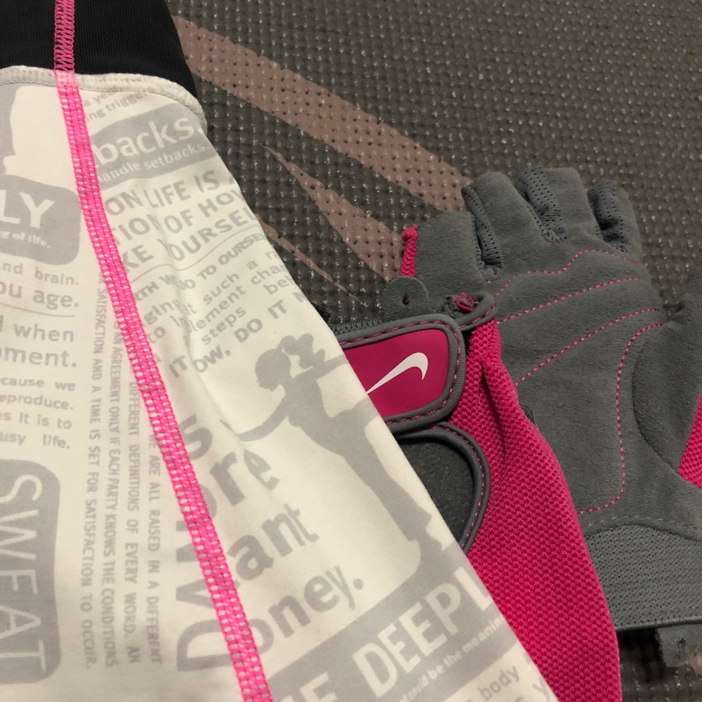 100. Lululemon Limited Edition Tank - Picture 4 of 7